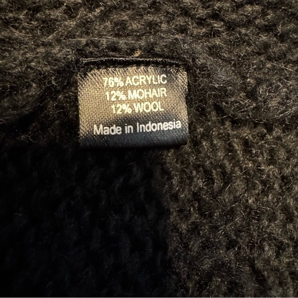 Wooden Ships Women’s Front Knot Black Mohair Wool Blend Top Sweater Shrug Sz M/L - Picture 7 of 10